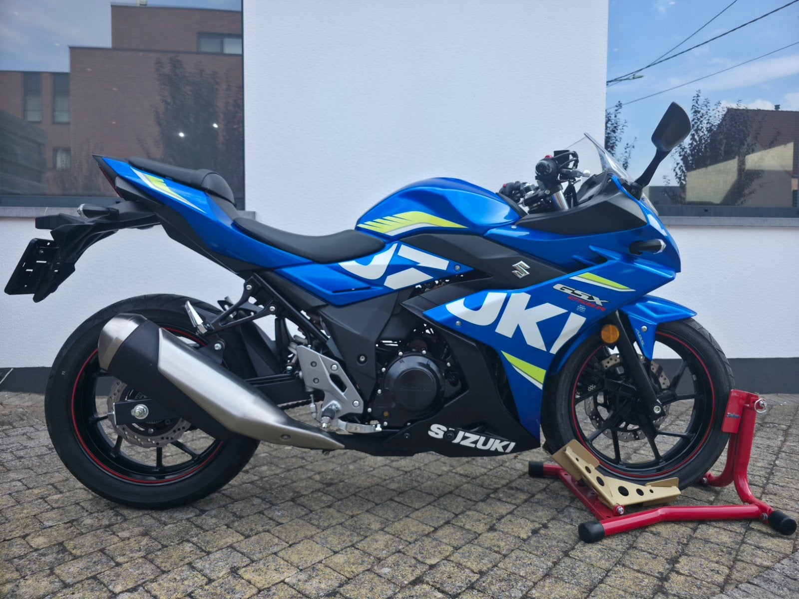 Suzuki GSX-R 250 - 35Kw/A2 - 2300Km - Nieuwstaat*, Motoren, 250 cc, 2 cilinders, Bedrijf, 12 t/m 35 kW