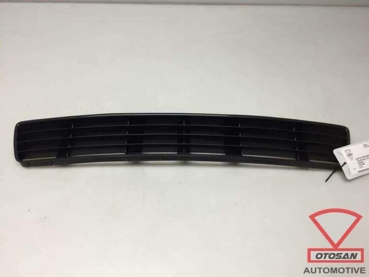 audi a4 1998 grille de pare chocs avant au milieu nouveau !, Neuf, Pare-chocs, AUDI AG, Auto-Union-Strasse 1
85045  Ingolstadt, DE