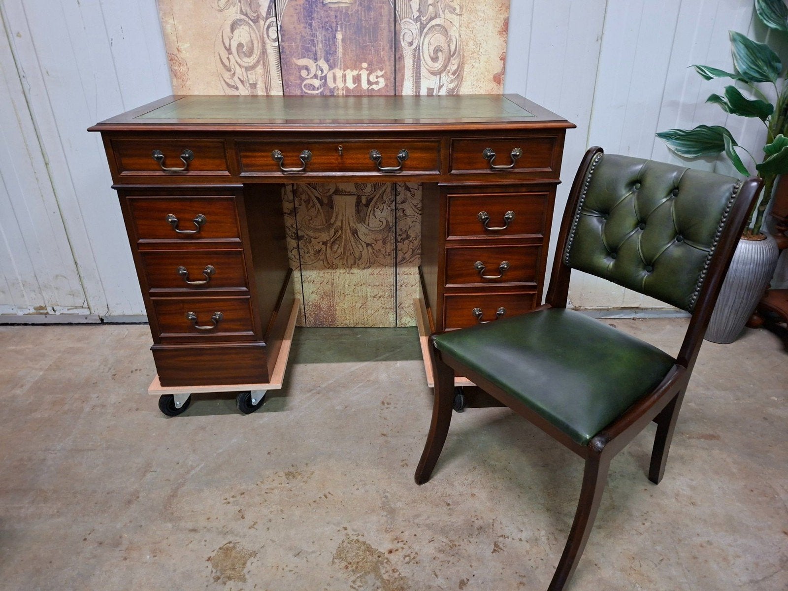 Klassiek Heldens bureau, schrijftafel. desk met lederen inle, Ophalen of Verzenden