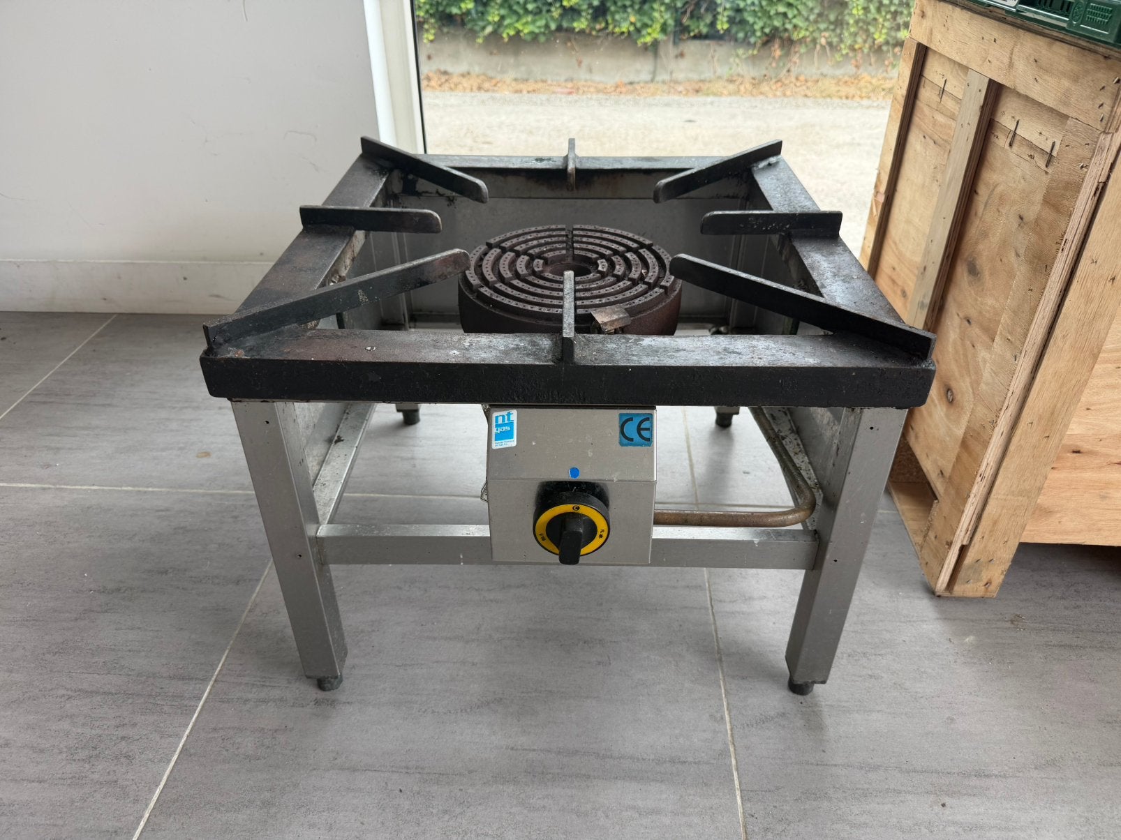 Gasfornuis horeca, Ophalen