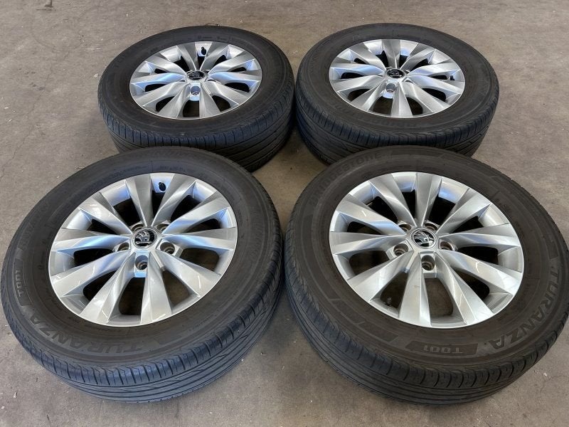 16 inch originele velgen + zomerbanden Skoda Karoq 57A601025, Pneus et Jantes, 215 mm, 16 pouces, Pneus été