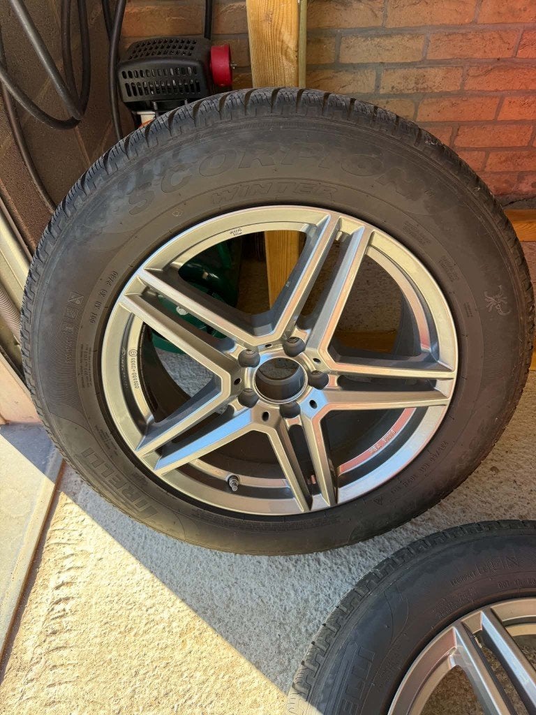 kit hiver 18" (compatible mercedes GLC 200D) avec TPMS, Pneus hiver, Véhicule de tourisme, Enlèvement, Pneu(s)