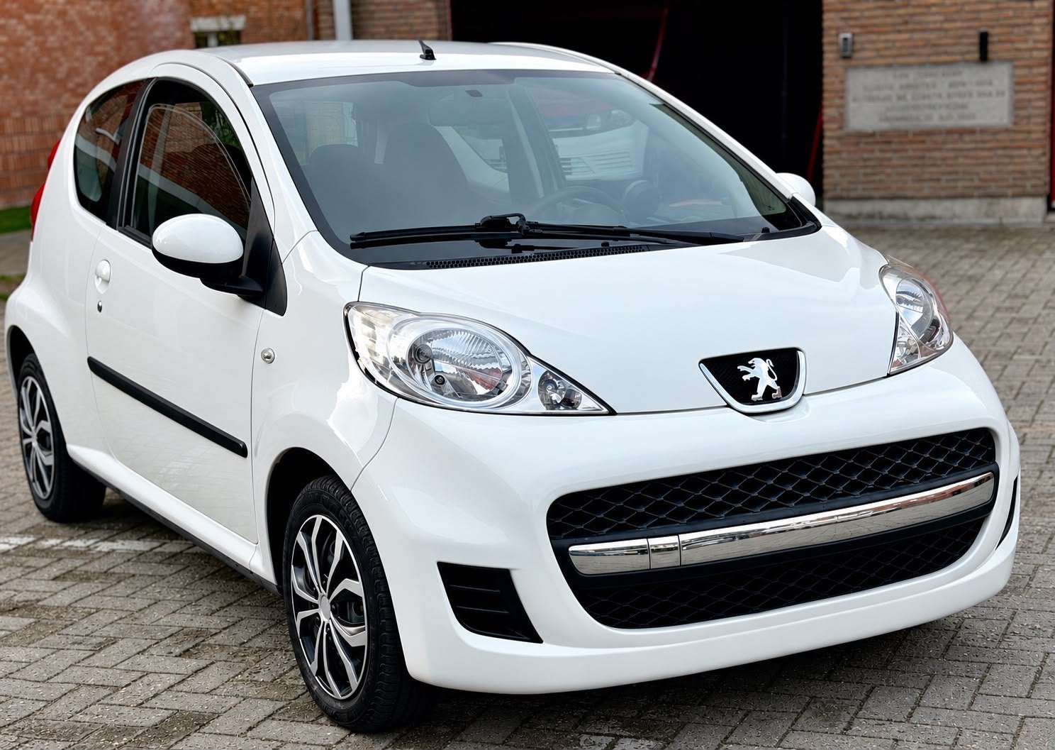 Peugeot 107 Benzine Airco | GEKEURD, Euro 5, Achat, Boîte manuelle, Entretenue par le concessionnaire