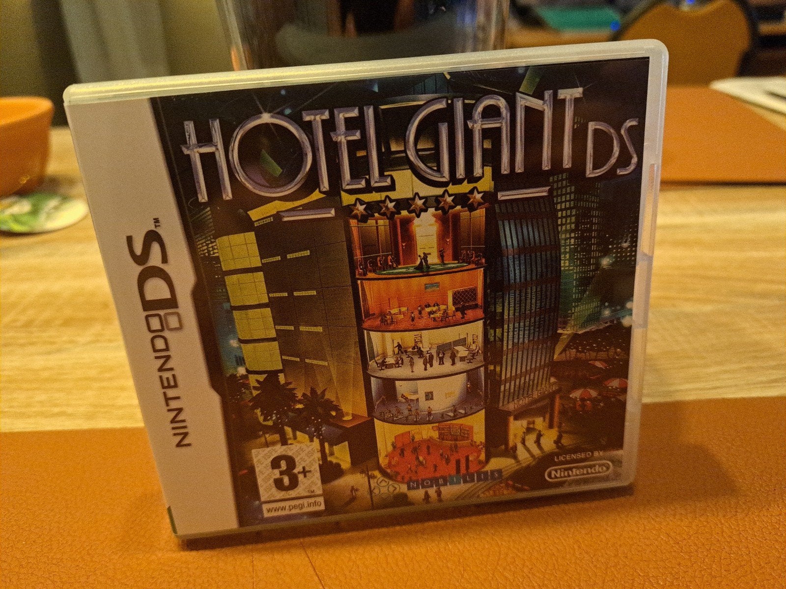 Hotel Giant, 1 speler, Ophalen of Verzenden, Zo goed als nieuw, Vanaf 3 jaar
