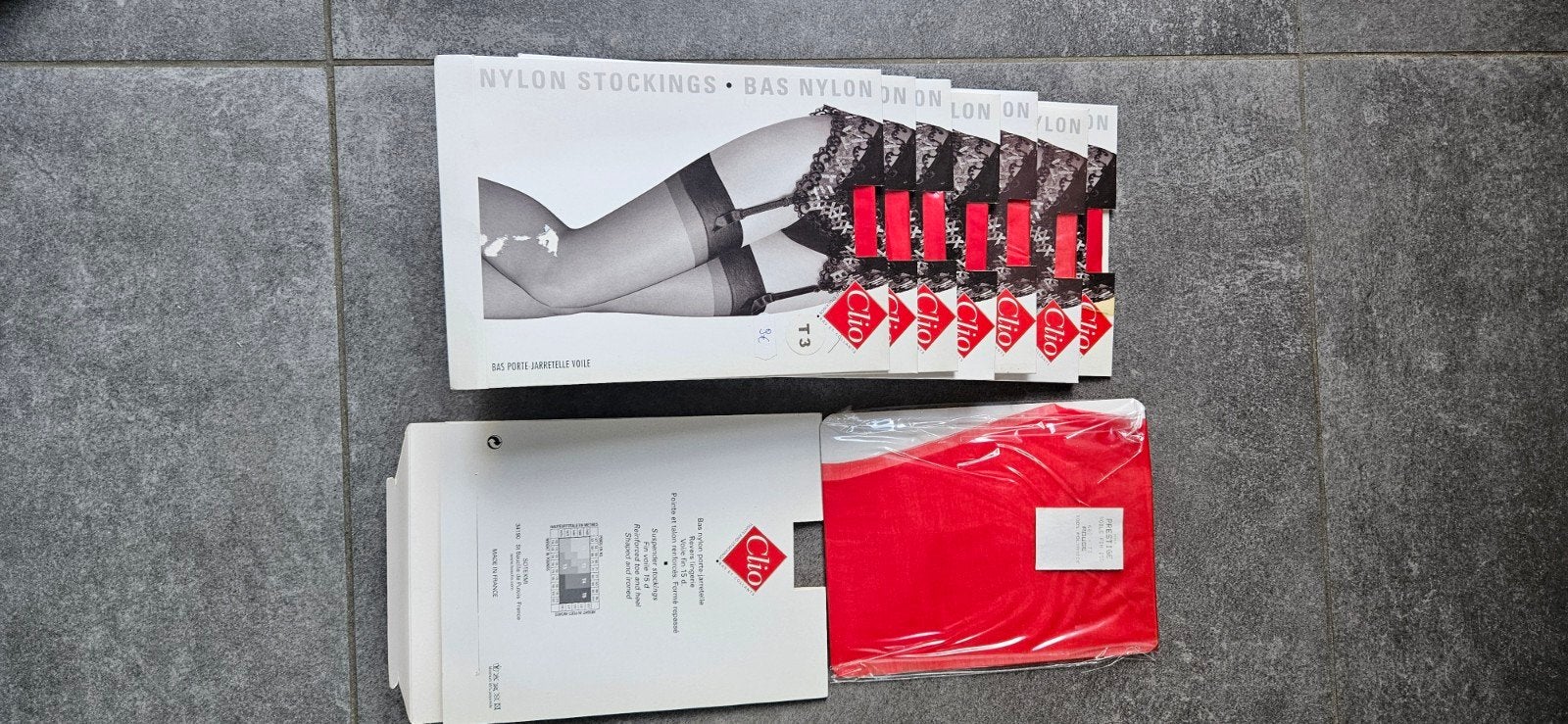 Bas nylon, Autres types, Clio, Neuf, Rouge