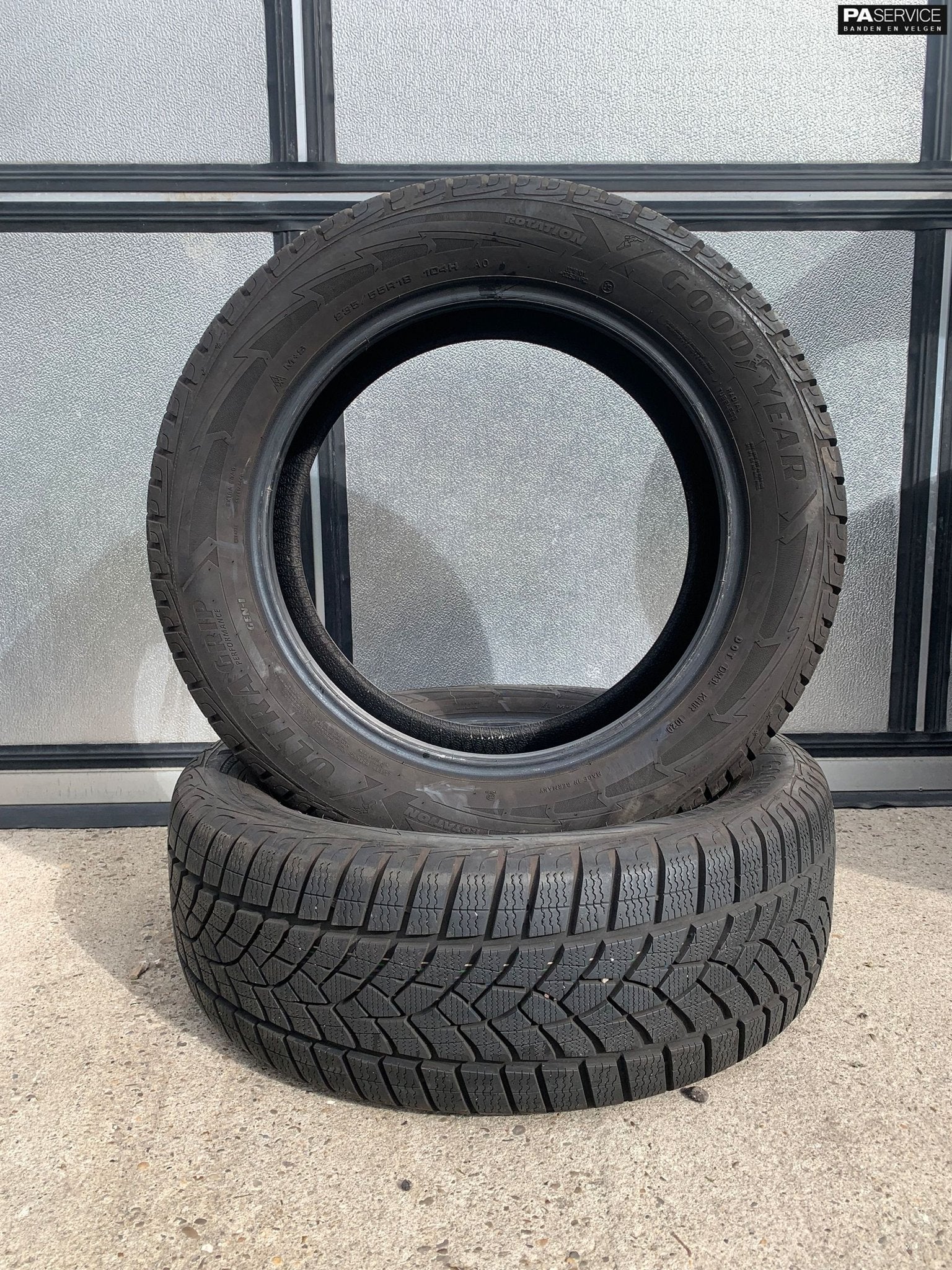 2x Goodyear 235 55 18 Winterbanden met 7,8 mm, Auto-onderdelen, Gebruikt, Velg(en), -, -