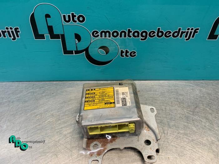 Module airbag d'un Lexus IS 200 (IS 200 99-), -, 3 mois de garantie, Lexus, Utilisé