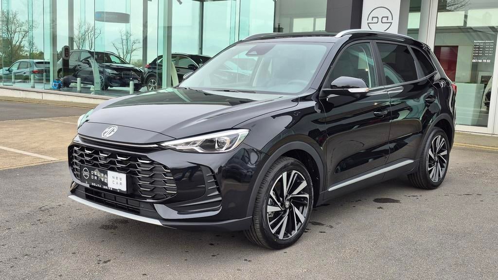 MG ZS 1.5 Hybrid+ Luxury  NIEUW !, Auto's, 197 pk, 145 kW, 1498 cc, Zwart