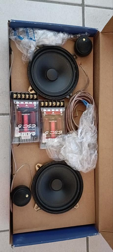 Caliber csc5 inbouw composet+Rockford fosgate speakers, Autos : Divers, Haut-parleurs voiture, Enlèvement ou Envoi, Comme neuf