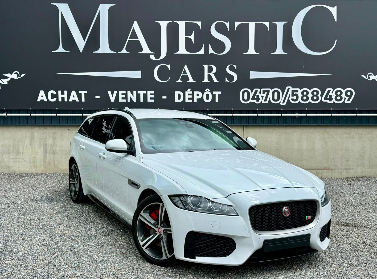 Jaguar Utilitaire 3.0d V6 300ch  2018  122.000km, Autos, Jaguar, Cuir et Alcantara, Achat, Euro 6, Entreprise