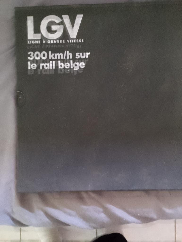 livre lgv le rail belge, Enlèvement ou Envoi, Utilisé, Train, Autres types