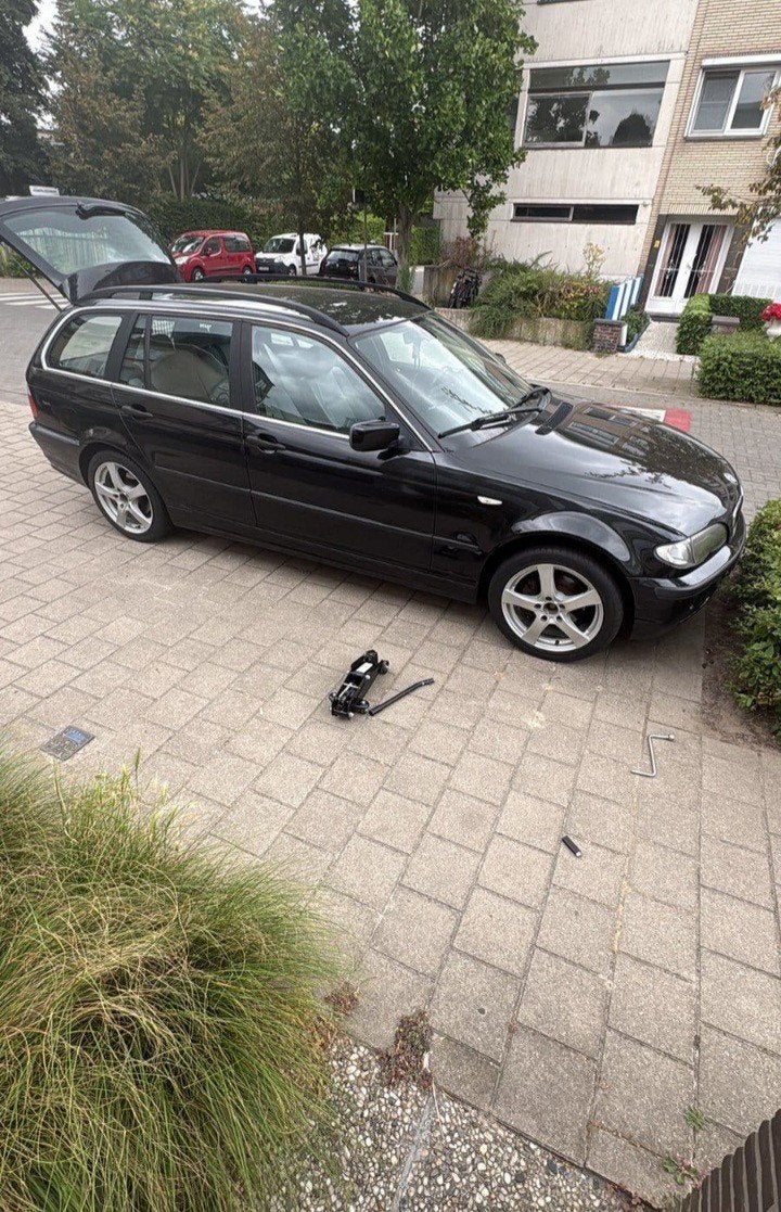 BMW 318D moet weg, Auto's, BMW, Radio, Grijs, Particulier, Te koop