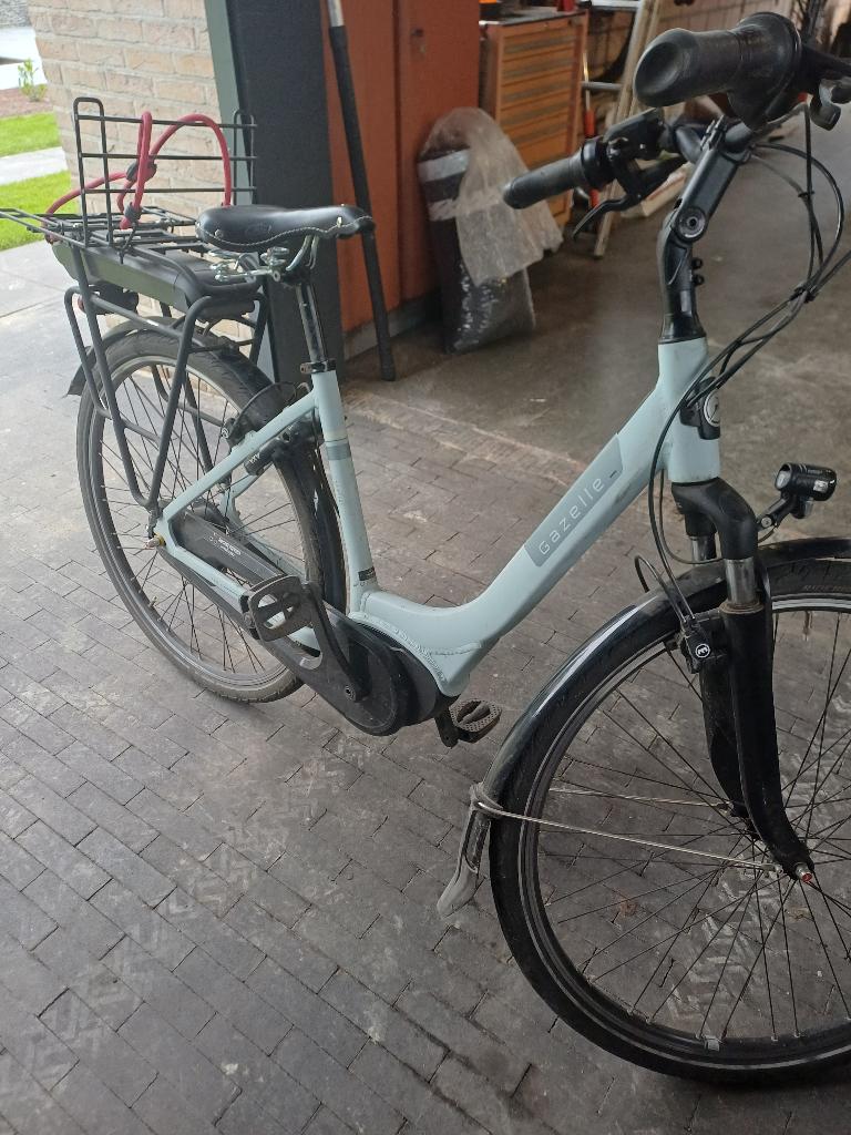 Gazelle bosch dames, Fietsen en Brommers, Elektrische fietsen, Ophalen of Verzenden, Zo goed als nieuw, Gazelle