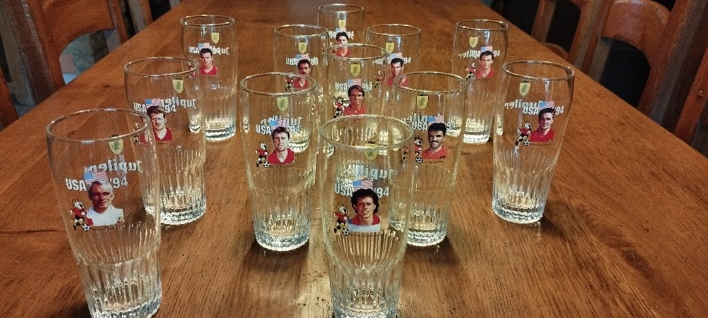 Verres diables rouges 94, Collections, Enlèvement ou Envoi, Neuf, Verre ou Verres, Jupiler