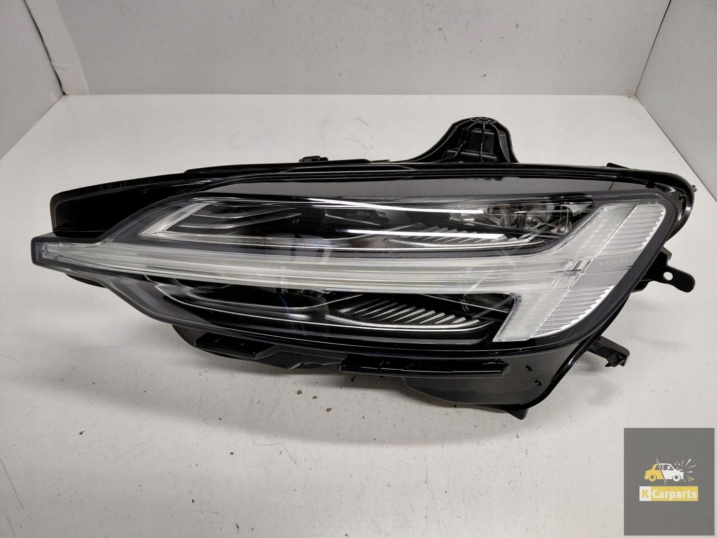 Volvo V60 S60 III Full Led lamp links Perfect, Gebruikt, Gunnar Engellaus vag 8
405 31  Gothenburg, SE, Info@volvocars.com, Volvo