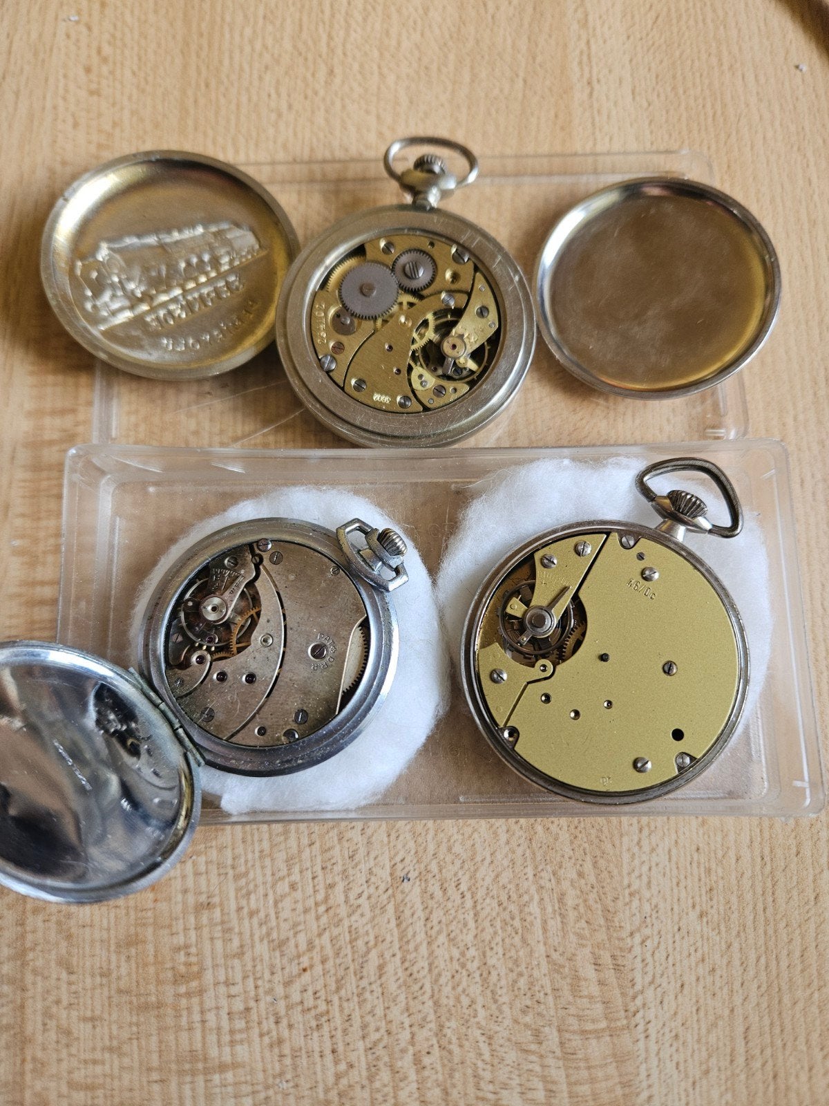 Montres gousset Britix, Kienzle, Serkisof à restaurer