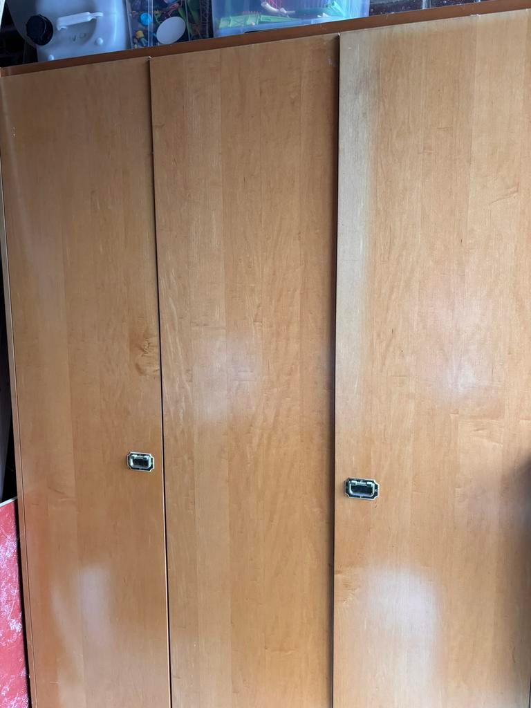 Kleerkast, Ophalen, Gebruikt, 100 tot 150 cm, Met deur(en)