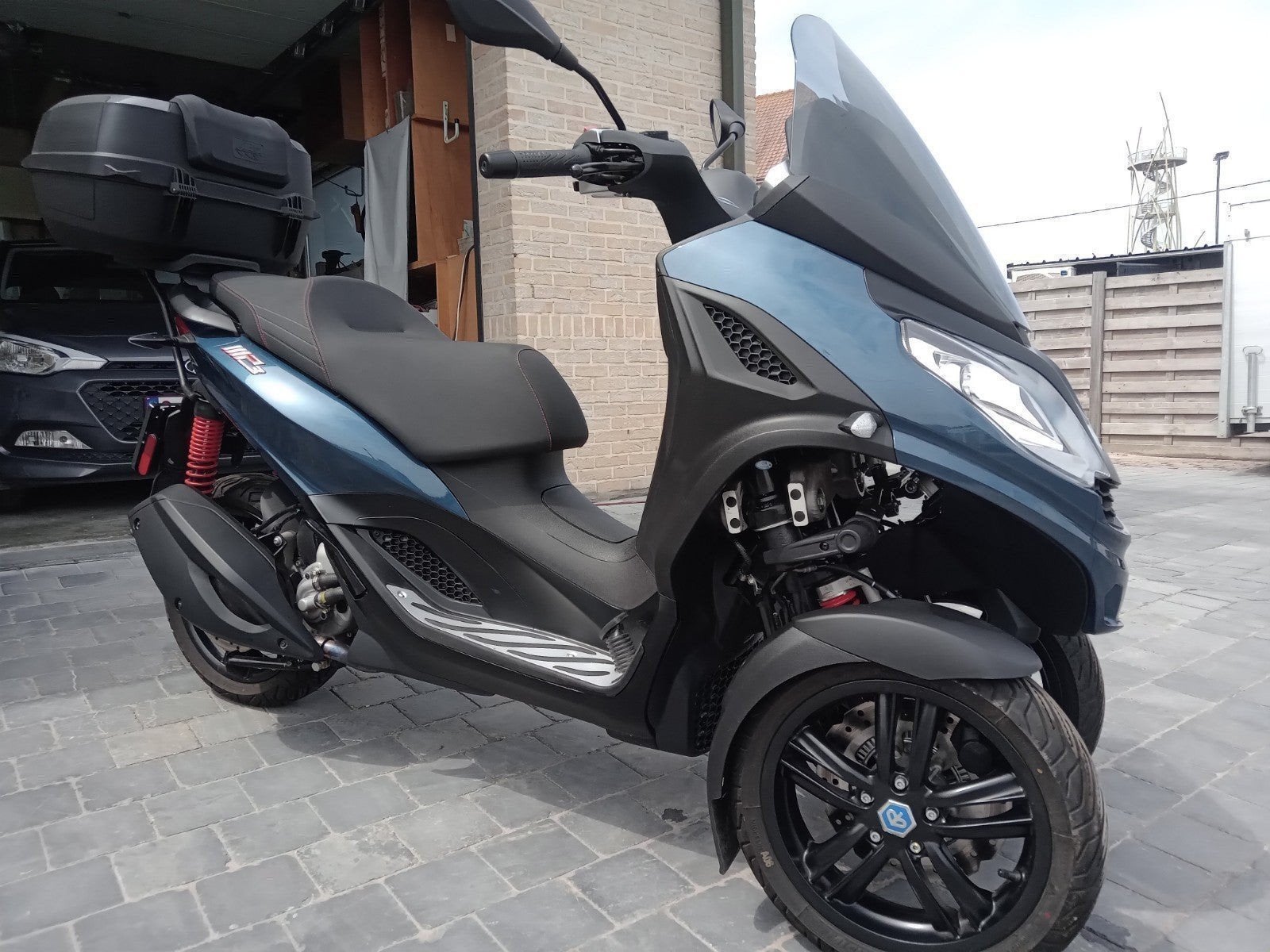 MP3 300 cc pour Piaggio, Motos, Motos | Piaggio, Particulier