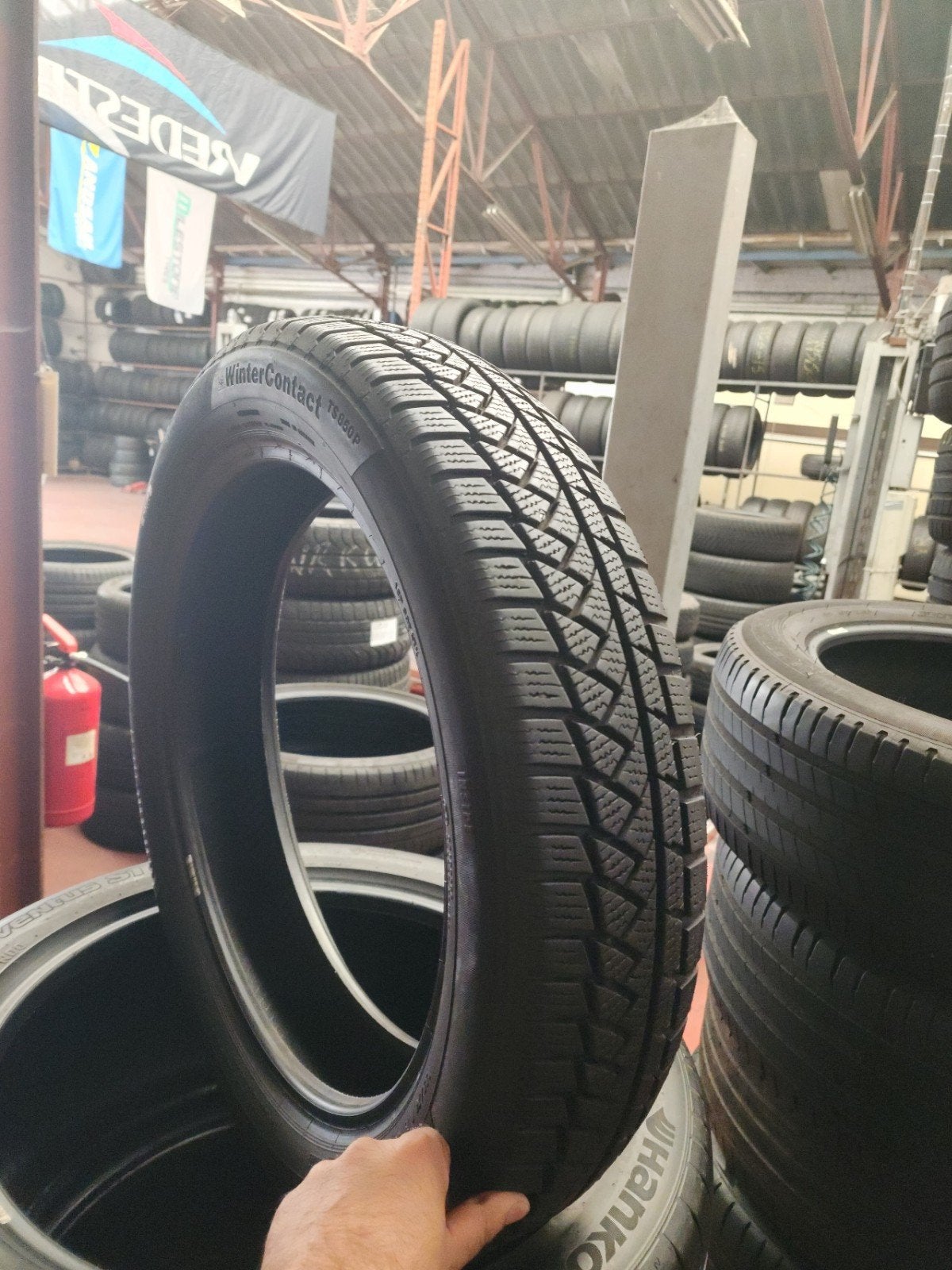 155/70R19 CONTINENTAL TOP QUALITÉ avec montage et équilibrag, Enlèvement