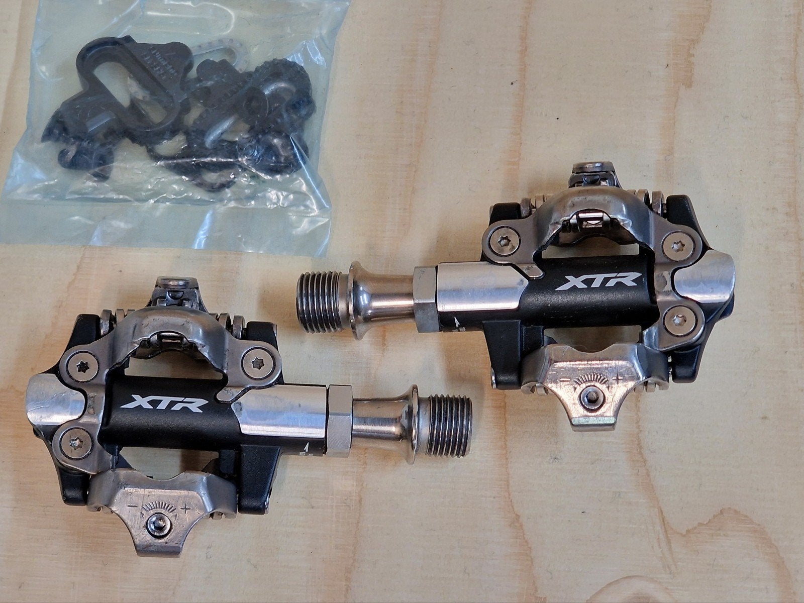 Shimano XTR m9100 pedalen incl. Nieuwe SM-SH51 plaatjes, Fietsen en Brommers, Ophalen of Verzenden