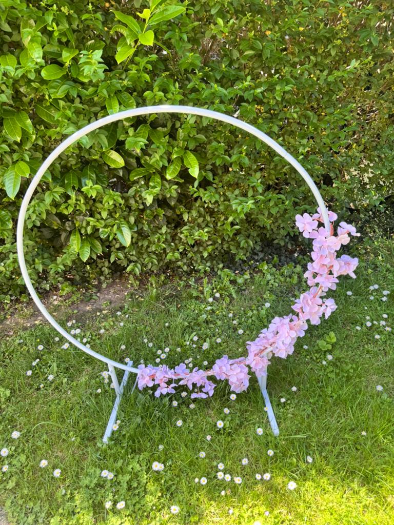 Ronde backdrop / flower hoop decoratie, Maison & Meubles, Accessoires pour la Maison | Couronnes, Enlèvement, Utilisé