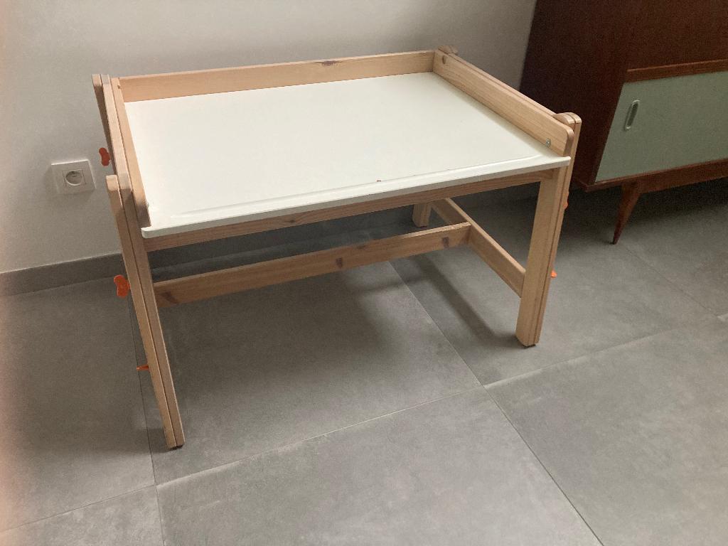 Ikea kinderbureau FLISAT, Enlèvement, Utilisé