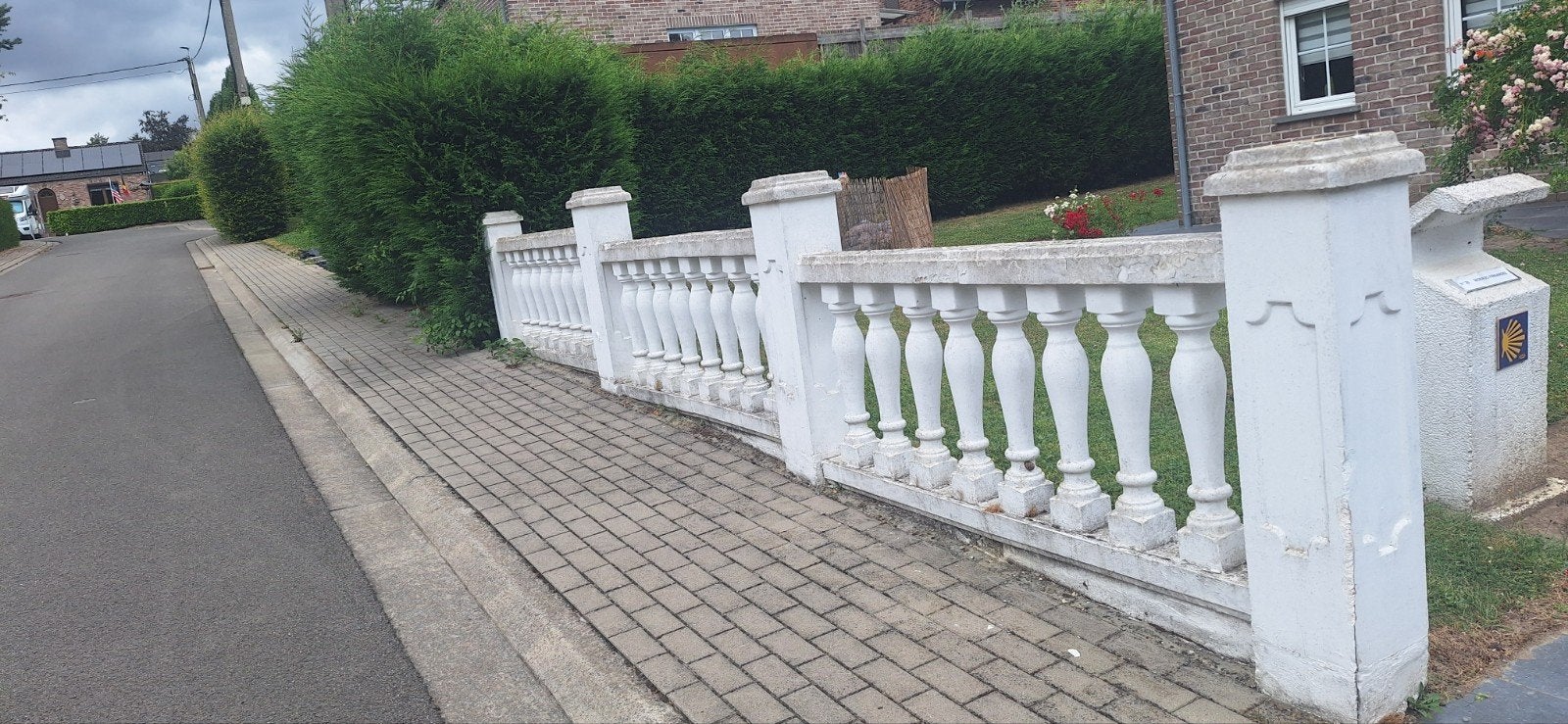 Balustrades +/- 8 m 120€, Enlèvement