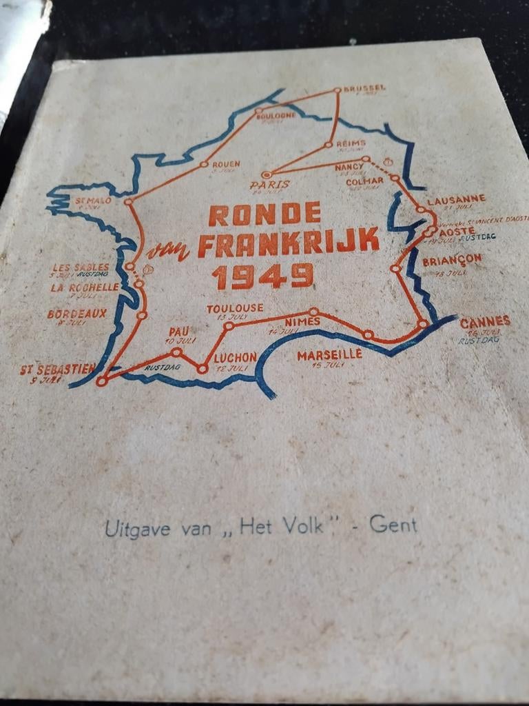 2 boeken ronde van Frankrijk  /tour de france, Ophalen of Verzenden