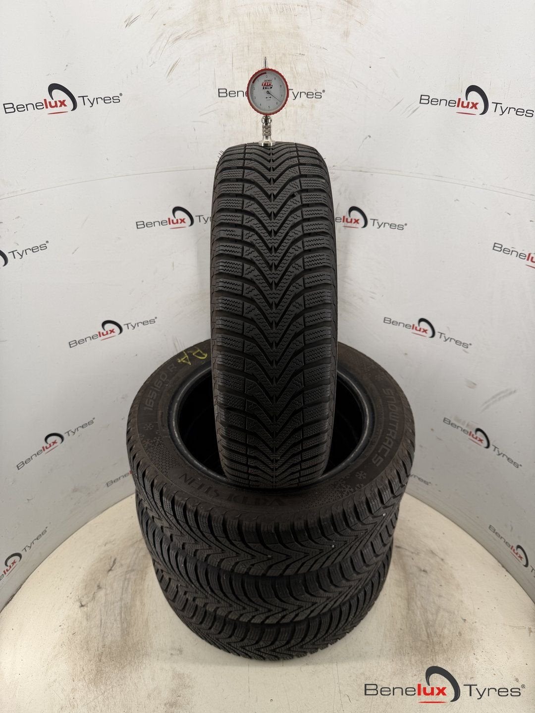winter 165/60R15 77T Vredestein 165/60 R15 165/60/15 1656015, Autos : Pièces & Accessoires, 15 pouces, Pneus hiver, Véhicule de tourisme
