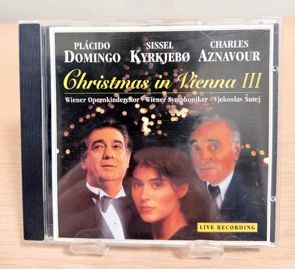 CD Christmas in Vienna III / Domingo Kyrkjebo Aznavour, Enlèvement ou Envoi, Utilisé, Noël