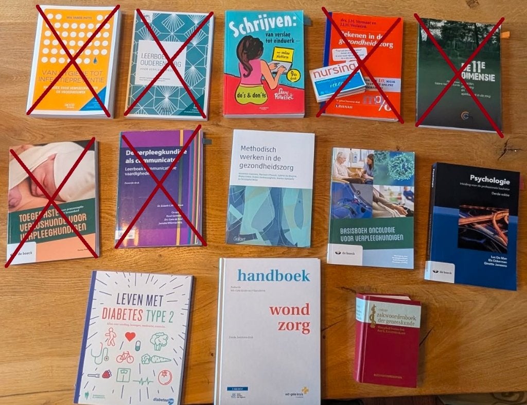 Boeken verpleegkunde Thomas More Lier, Ophalen, Zo goed als nieuw, Hogeschool