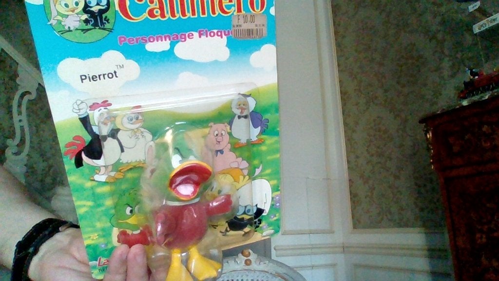 Ancienne figurine de personnage dans calimero prix la pièce, Enlèvement