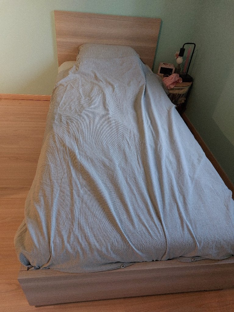Eenpersoonsbed inclusief lattoflex en matras + nachtkastje, Huis en Inrichting, Ophalen, Gebruikt, 90 cm, Eenpersoons