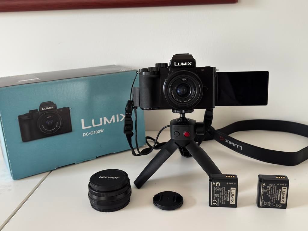 Panasonic Lumix DC-G100W met 12/32mm lens en accesoires, 20 Megapixel, Compact, Ophalen of Verzenden, Zo goed als nieuw