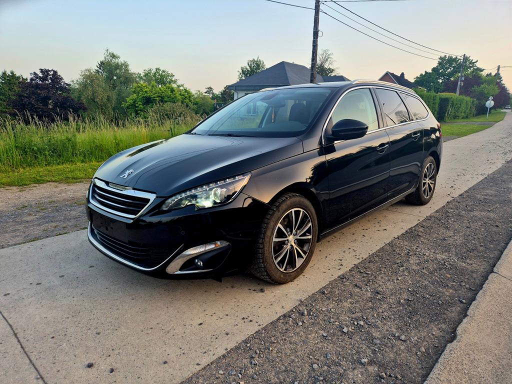 Peugeot 308 break 1.6hdi "Très Propre" Xénon, GPS, Toit Pano, Achat, Euro 6, Entreprise, Boîte manuelle