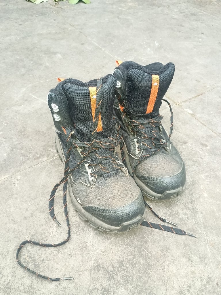 Wandelschoenen Quechua maat 41, Kleding | Heren, Schoenen, Ophalen of Verzenden, Gedragen, Wandelschoenen