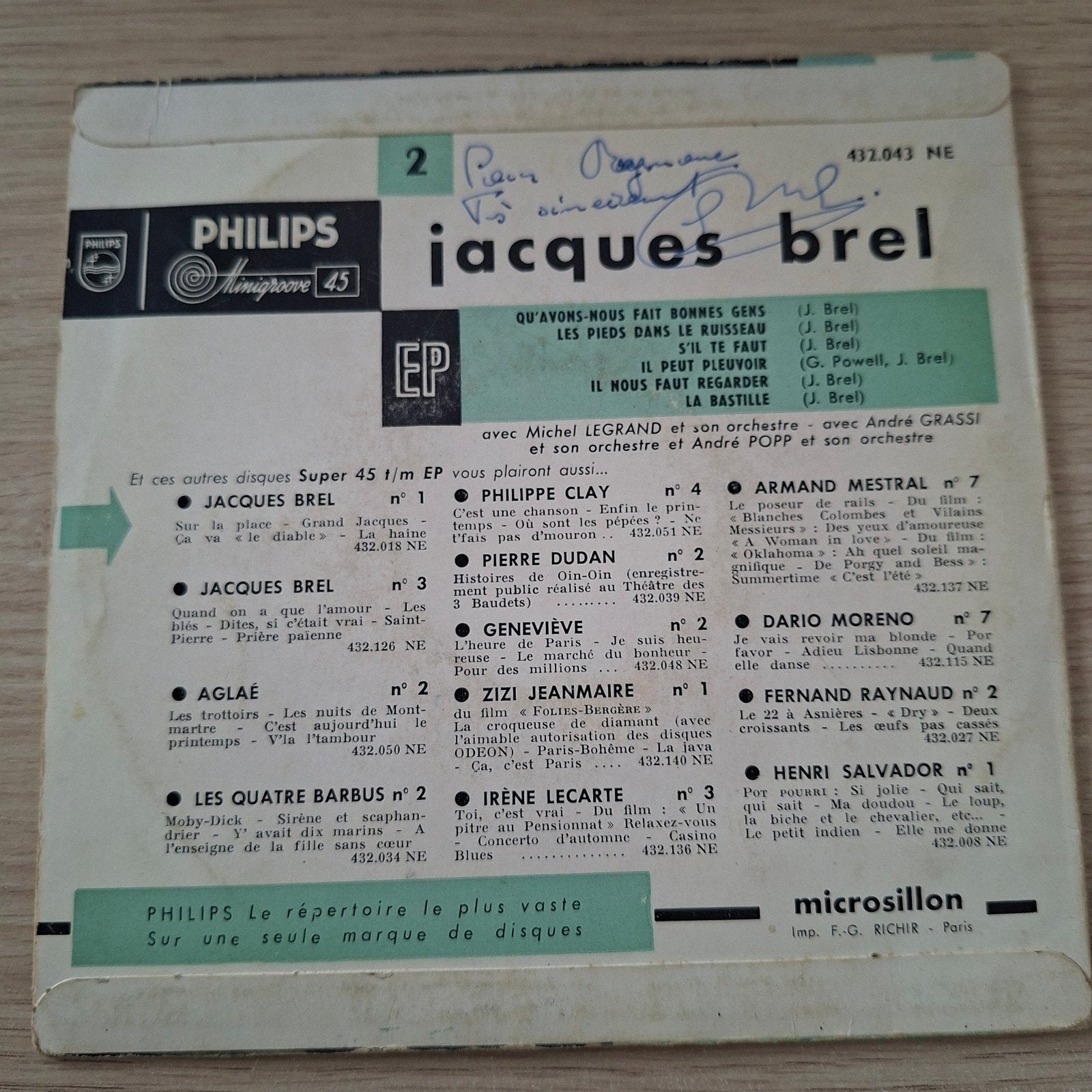 Jacques Brel - 2 /gesigneerd 7" single 45rpm, Gebruikt, Overige genres, Ophalen of Verzenden, Gesigneerd