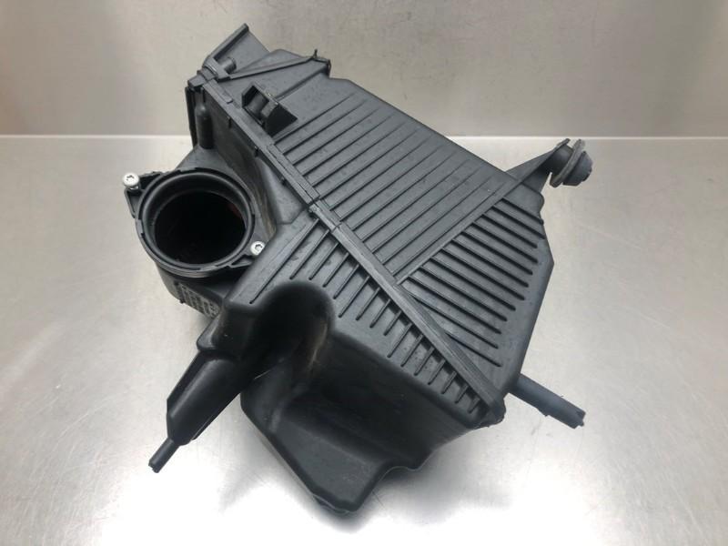 BOITIER FILTRE À AIR Nissan NV 250 (WF) (01-2021/-), Utilisé, Nissan