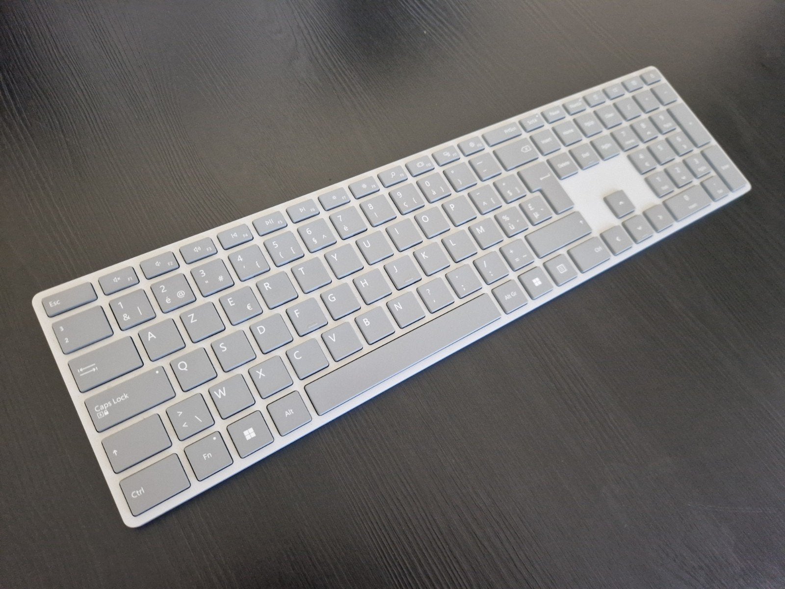 Microsoft Surface Toetsenbord – AZERTY, Azerty, Comme neuf, Enlèvement, Ergonomique