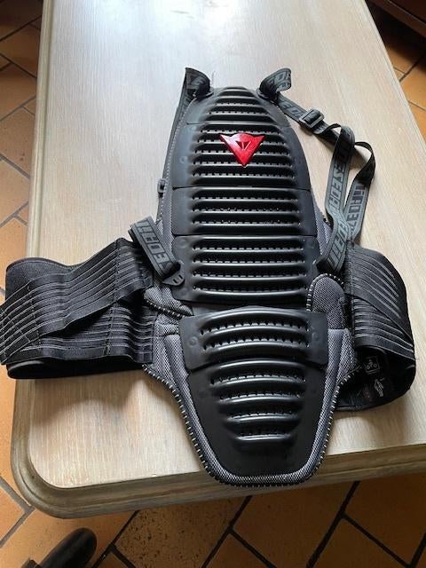 dorsale protection, Motos, DAINESE, Seconde main, Autres types, Enlèvement