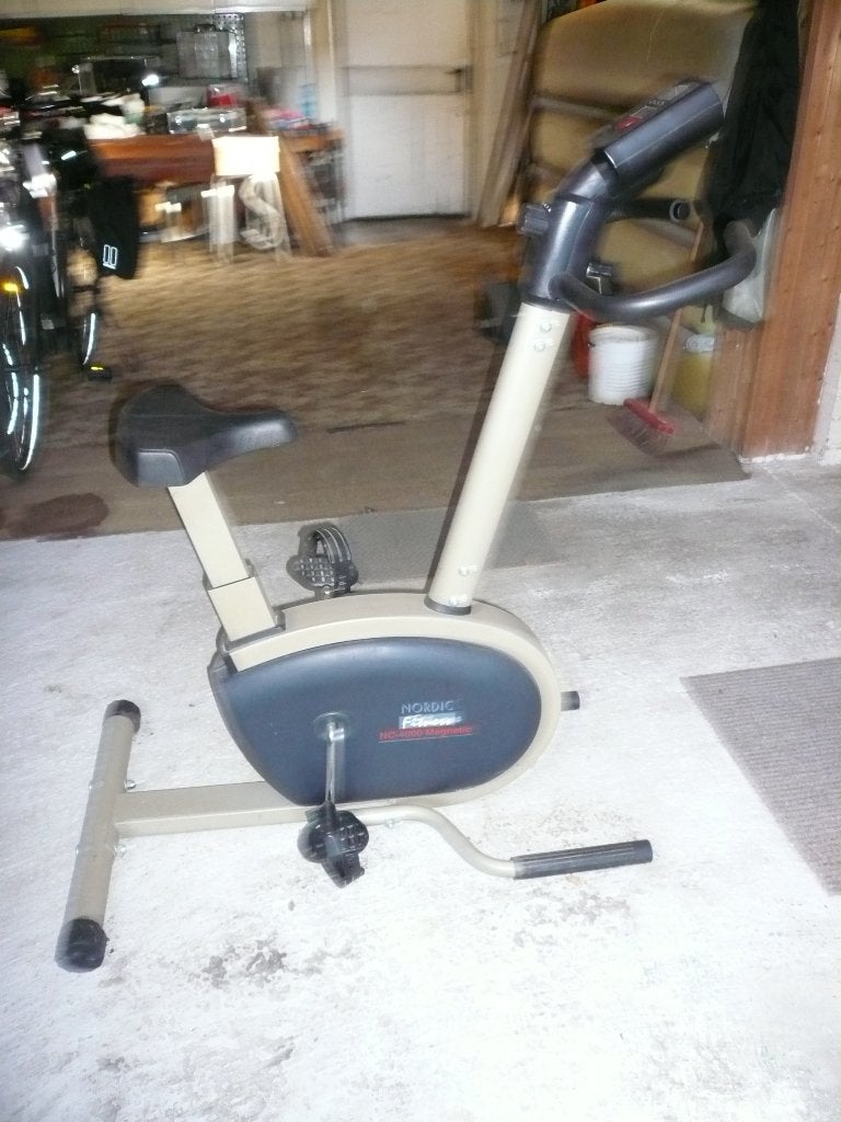 Hometrainer, Sports & Fitness, Jambes, Comme neuf, Enlèvement, Vélo d'appartement