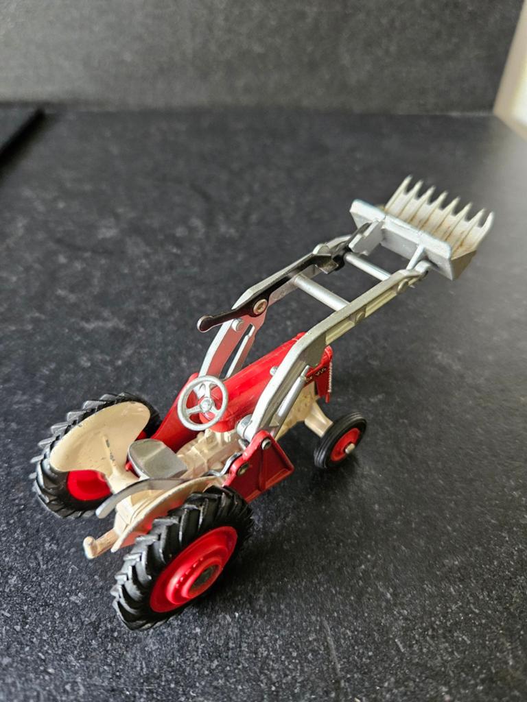 Corgy Toys made in Great Britain. Tracteur, Enlèvement