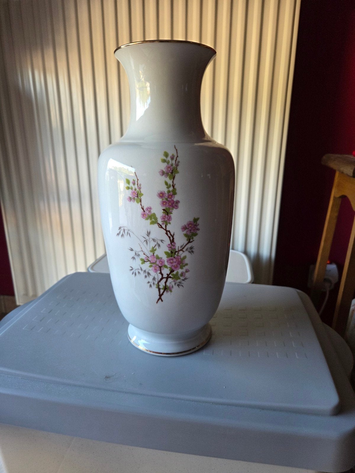 Vintage Porseleinen Spaanse vaas van T&P, Antiek en Kunst, Antiek | Vazen, Ophalen of Verzenden