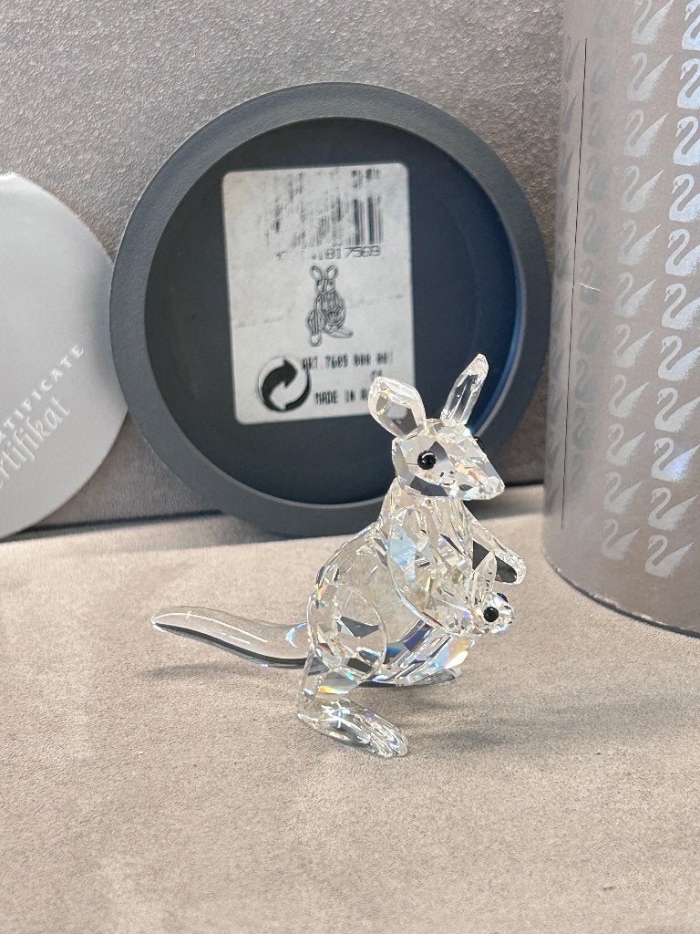 Swarovski Kangoeroe met jong, Ophalen of Verzenden, Nieuw, Figuurtje