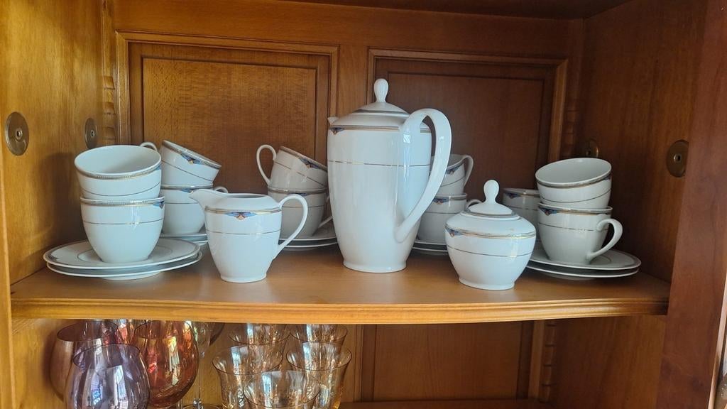 Service à café, Mons, Enlèvement
