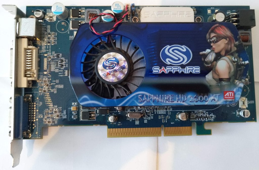 2x AGP GPU: Radeon HD2600XT (werkt), Geforce FX5600 (defekt), AMD, Enlèvement ou Envoi, TV-Out, Utilisé