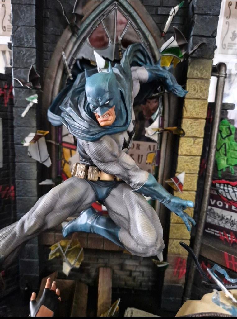 Batman hqs tsume, Enlèvement