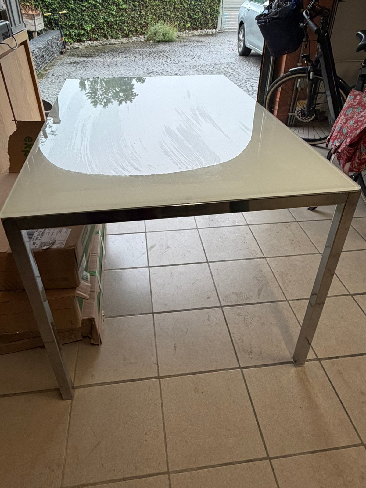 Keukentafel in glas, Huis en Inrichting, Ophalen, Zo goed als nieuw