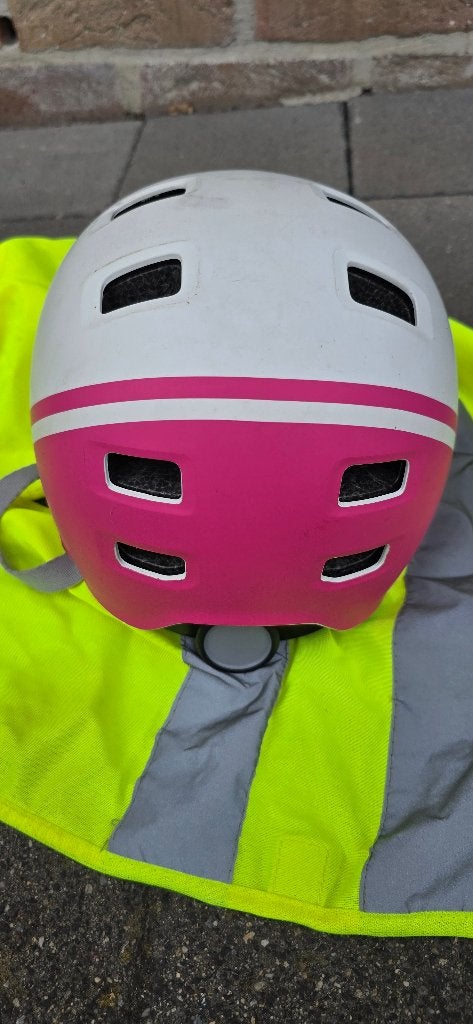 Wite-roze fietshelm, Fietsen en Brommers, Fietsaccessoires | Fietshelmen, Ophalen, Gebruikt, Jongen of Meisje