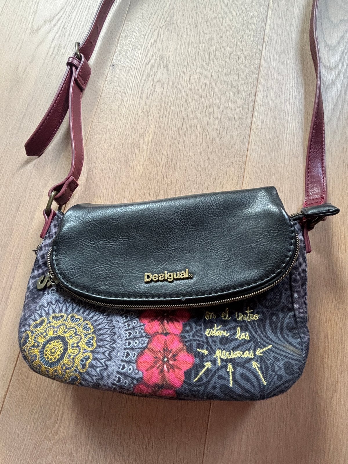 Sac desigual excellent etat, Enlèvement ou Envoi, Comme neuf, Autres marques